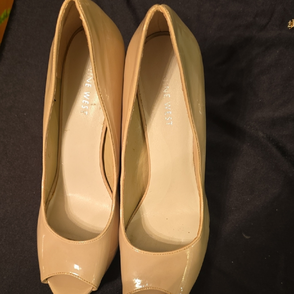 Nine West Women's Cream Peep Toe Heels